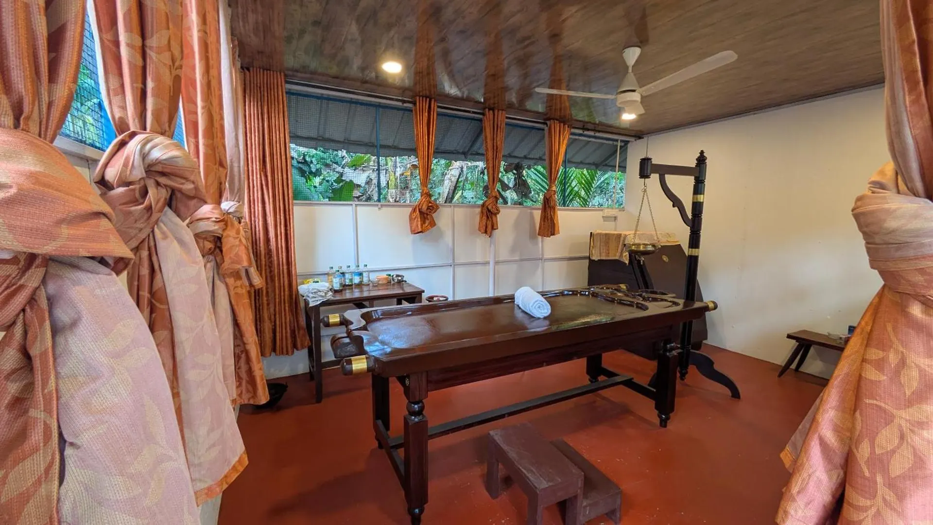 Aalmaram By Kizhakeyil Private Pool Heritage Villa Thiruvananthapuram India